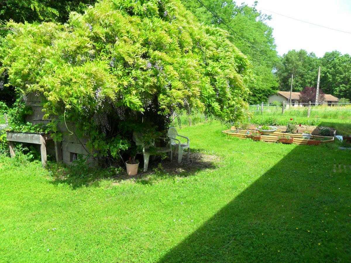 Bed and Breakfast Aux Cadollines Romenay Zewnętrze zdjęcie